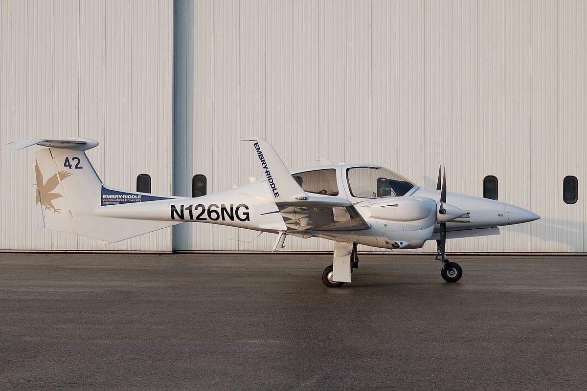 EmbryRiddle Aeronautical University Selects Diamond Aircraft DA42