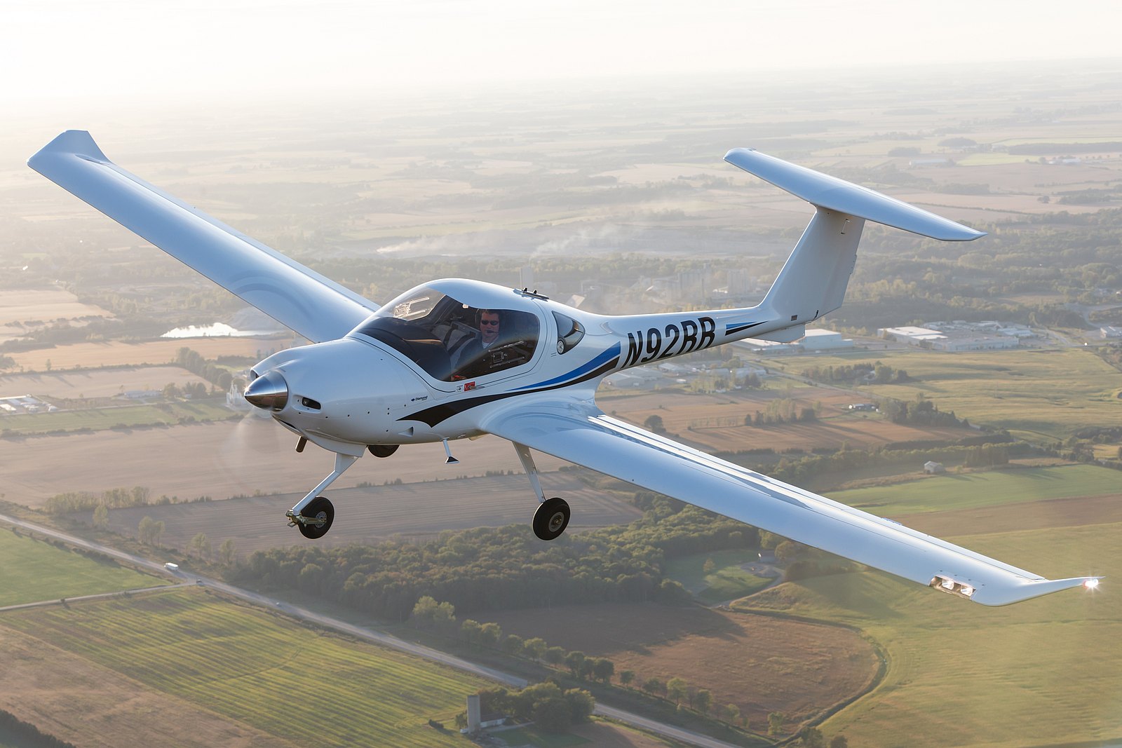 DA20 Series – Space, Speed and Style - Diamond Aircraft