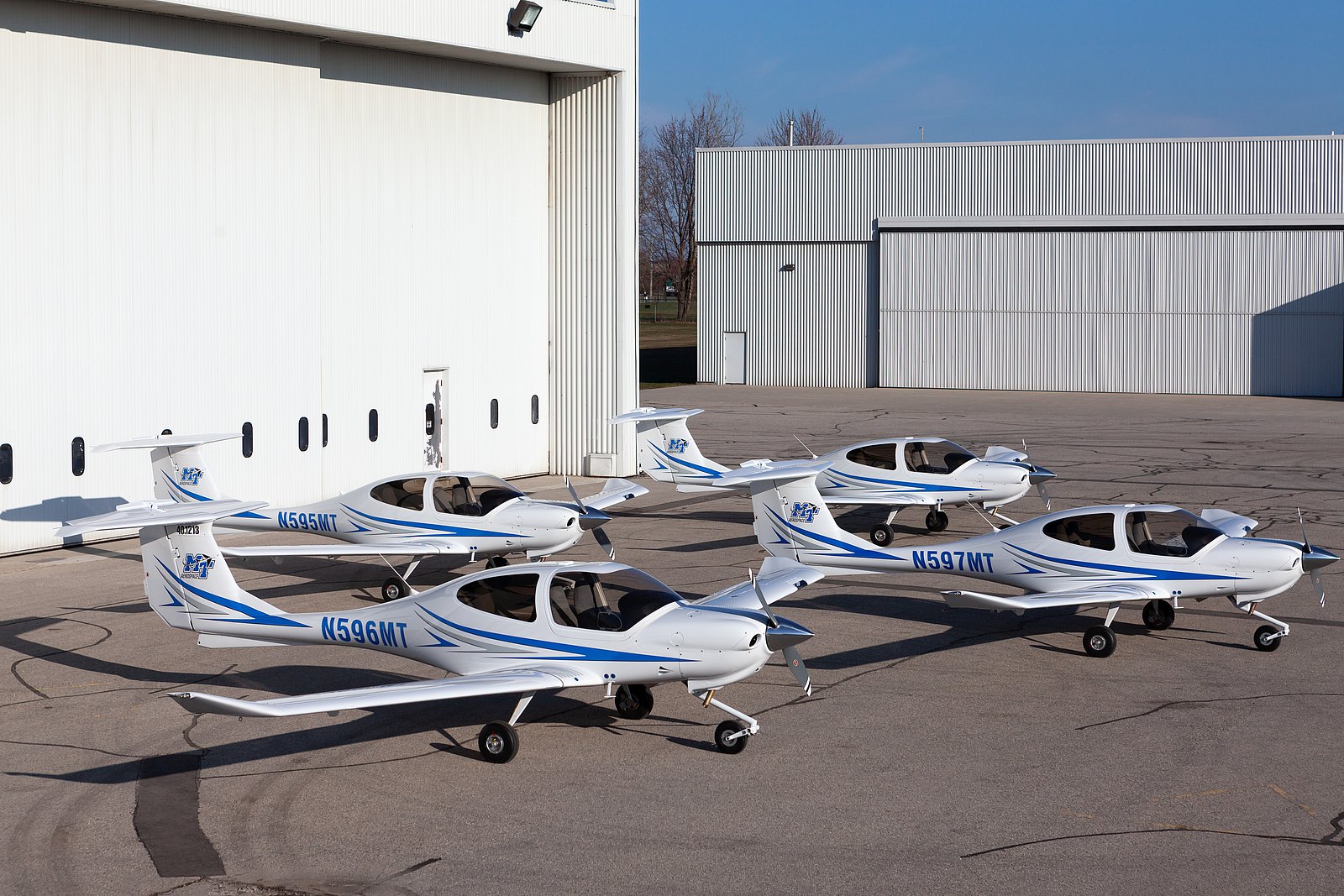 Middle Tennessee State University Expands their Diamond Aircraft Fleet and  Refurbishes Existing Fleet - Diamond Aircraft Industries