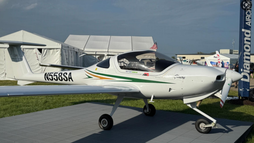 A DA20-C1 standing at the booth. 