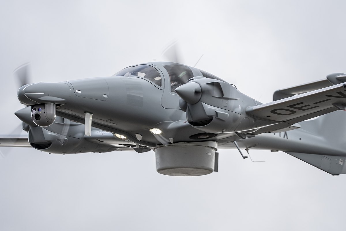 DA62 Special Mission Aircraft's maiden flight with a COMINT/C-ESM 