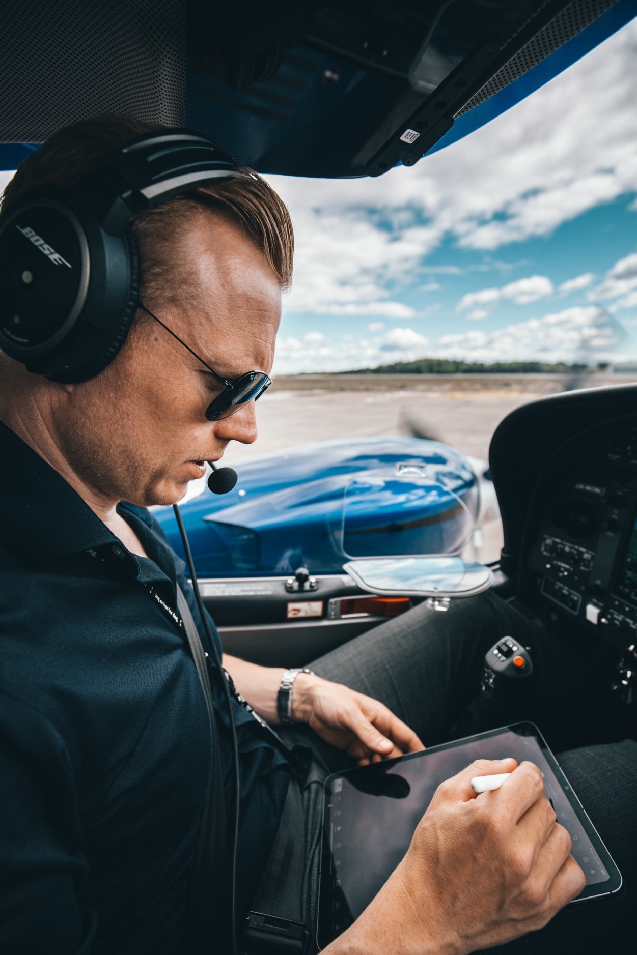 Diamond Aircraft Industries Diamond Aircraft Industries