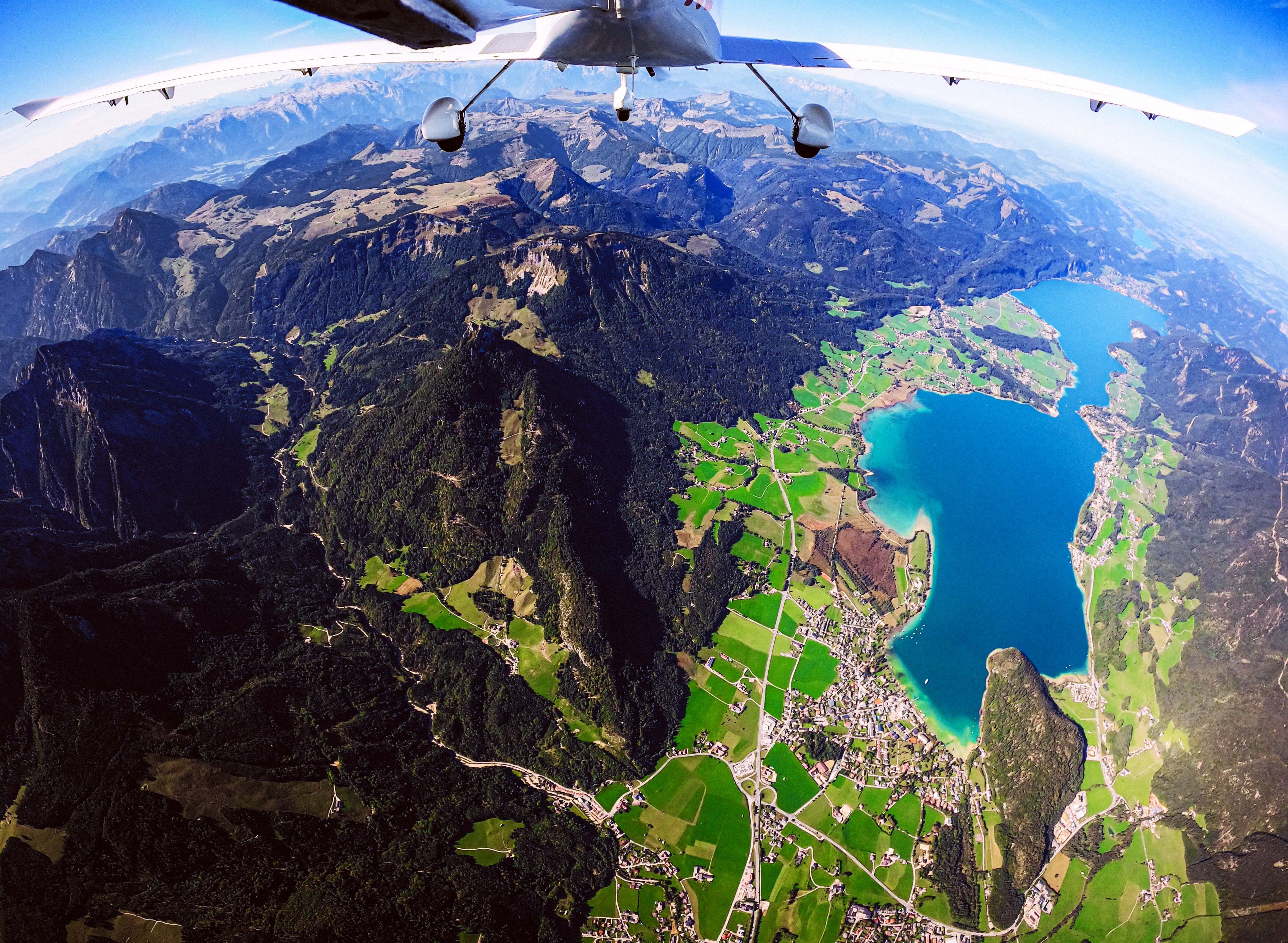 Diamond Aircraft Industries Diamond Aircraft Industries