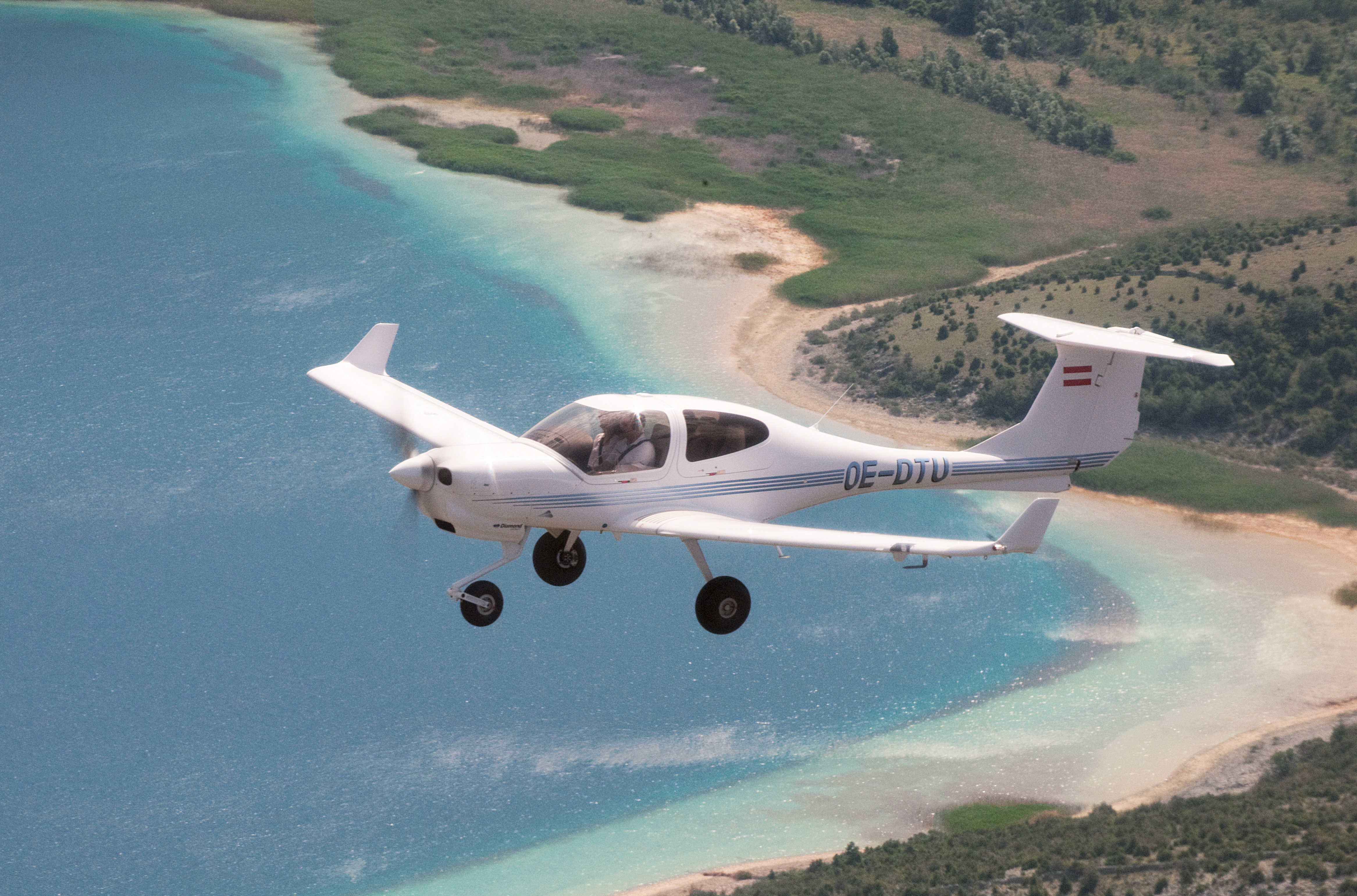 DA40 Series – Airborne innovation - Diamond Aircraft Industries