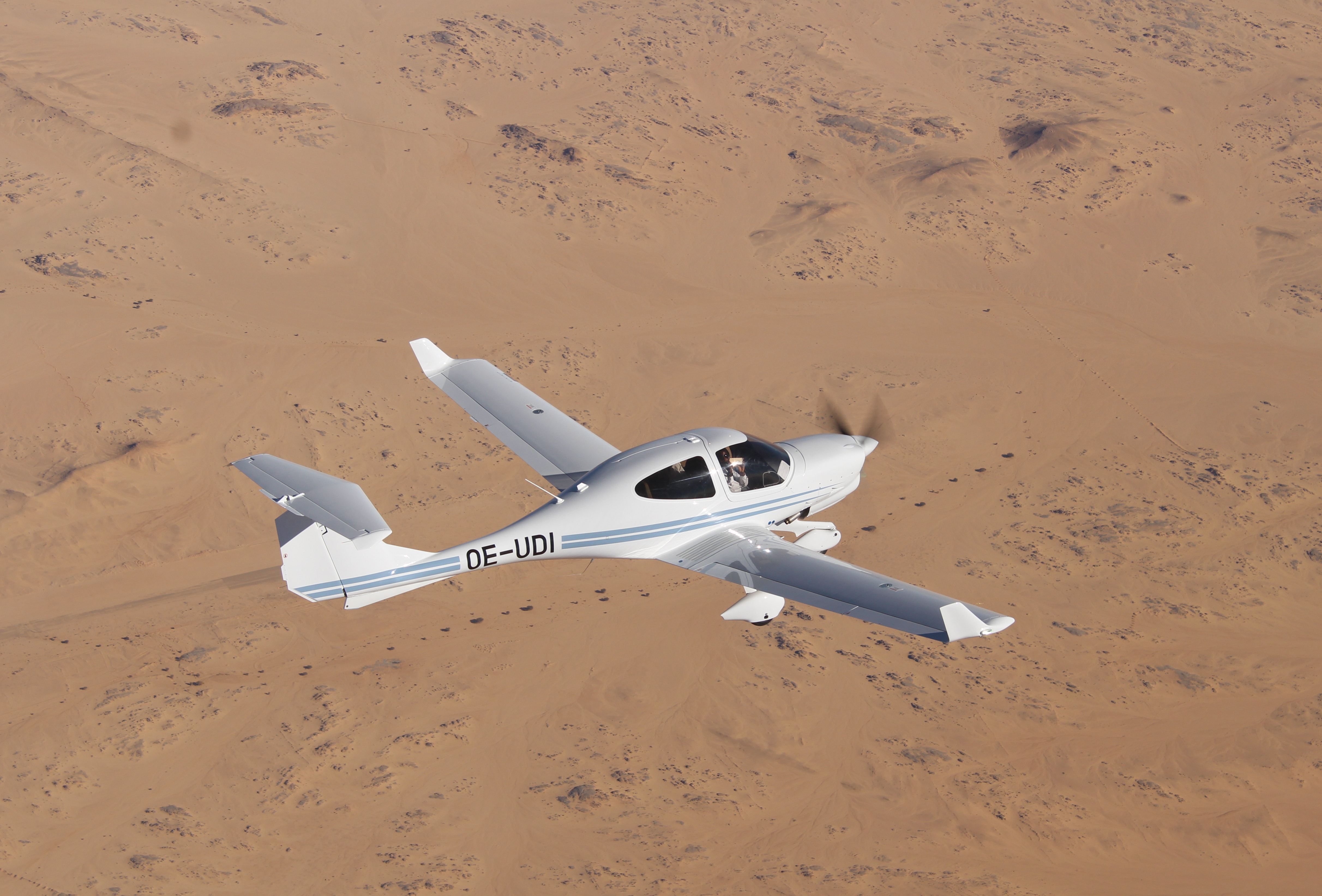 DA40 Series Airborne innovation Diamond Aircraft Industries
