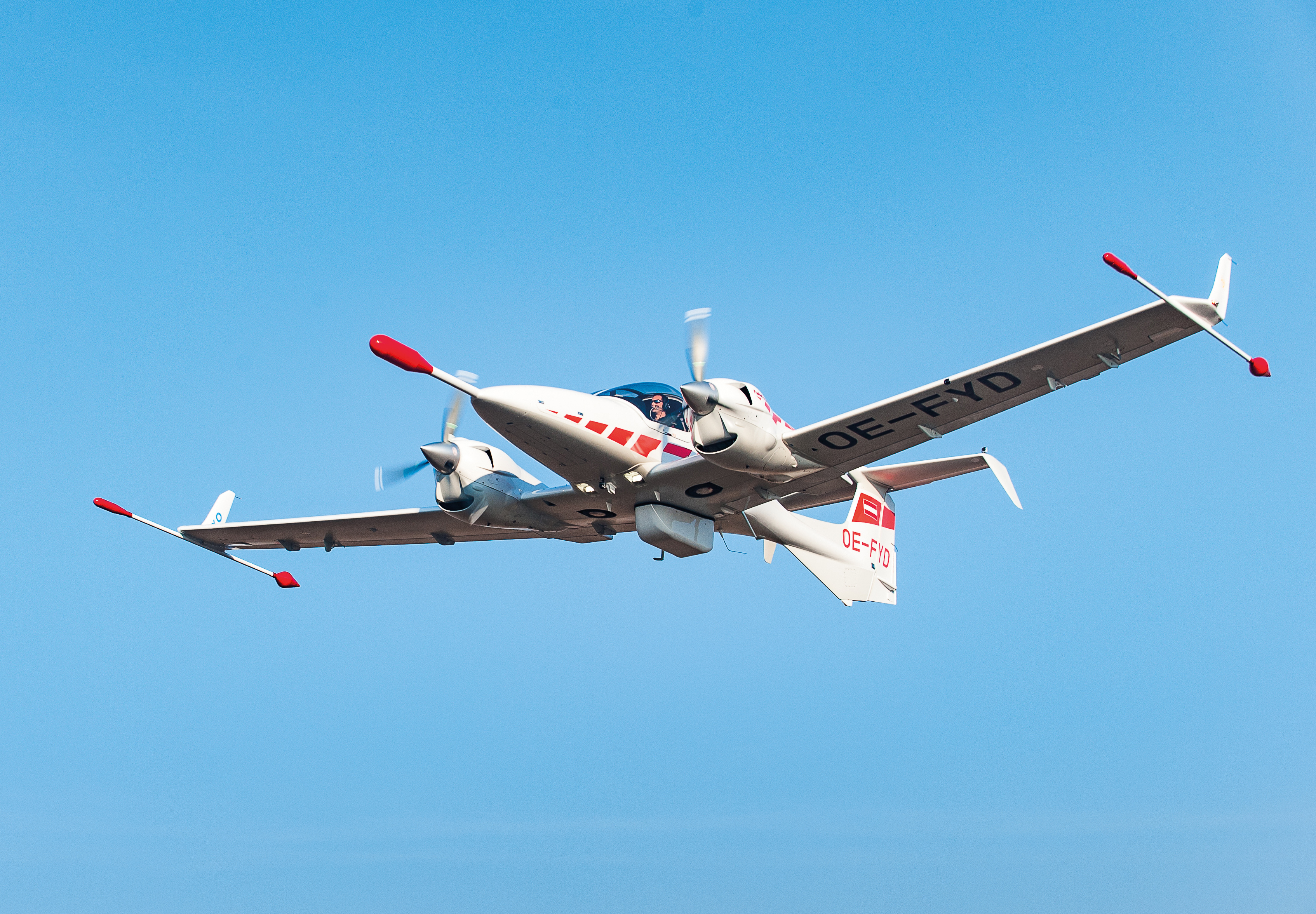 DA42 MPP – A powerful and cost-effective mission solution - Diamond ...